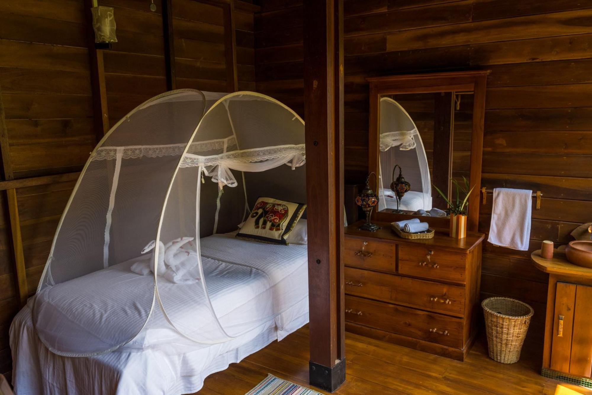 Wanakaset Forest Glamping Китулгала Екстериор снимка